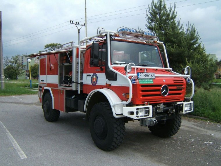 Пожарный Мерседес Унимог