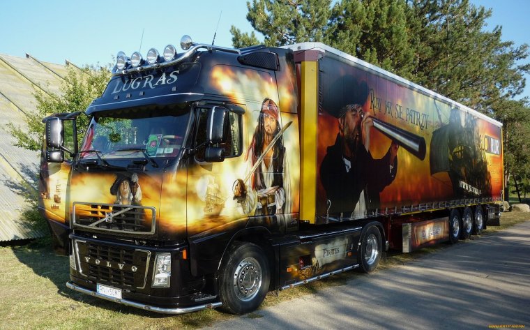 Аэрография на тягачах Volvo