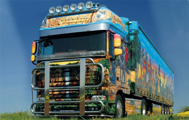 Фуры международные с наклейками