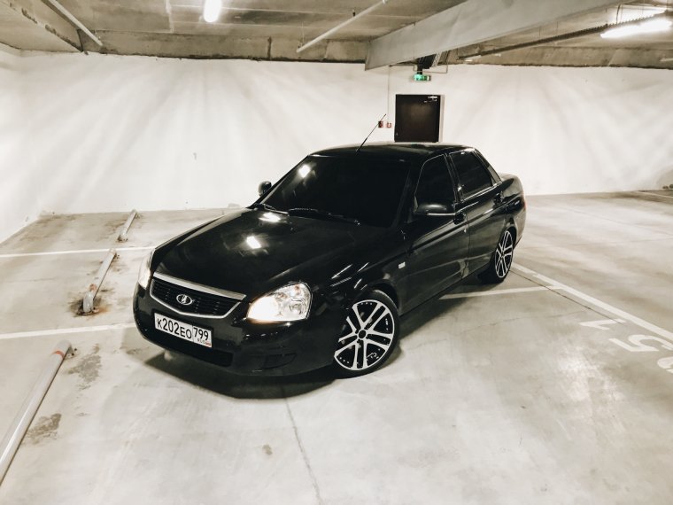 Лада Приора о с чеченцем