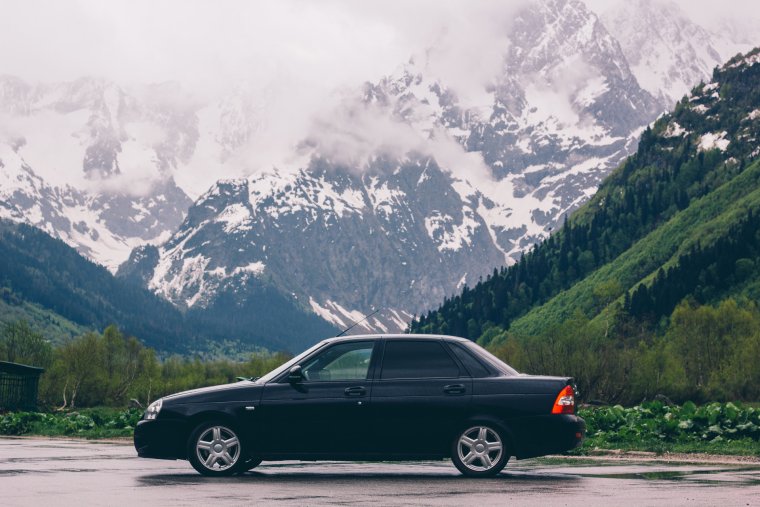 Лада Приора в горах