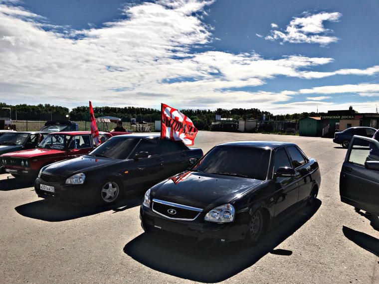 Приора м589ом 196