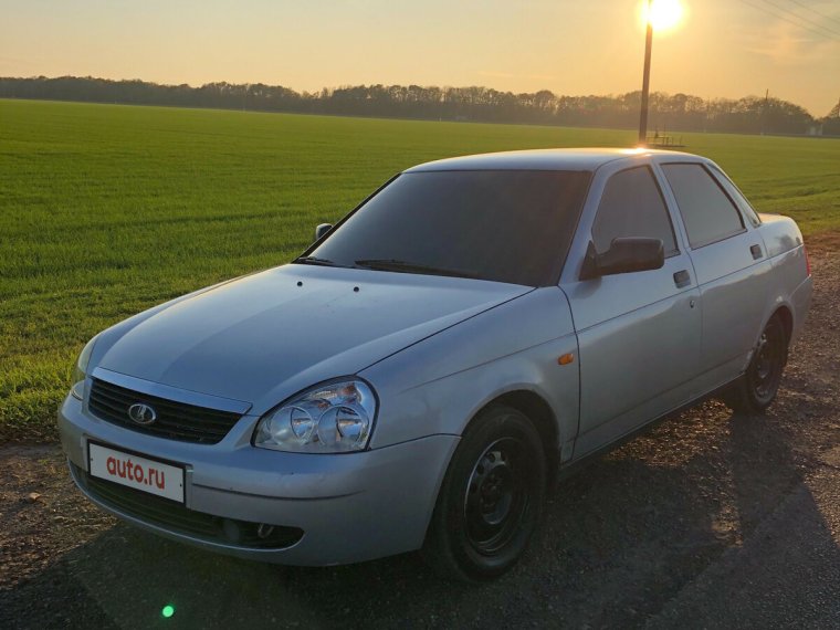 Приора 1 седан