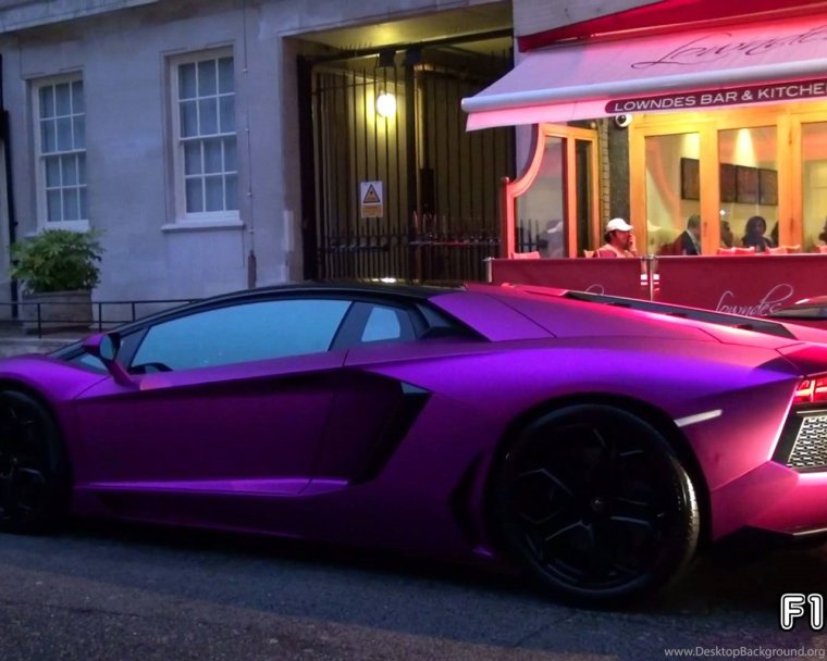 Lamborghini авентадор розовый