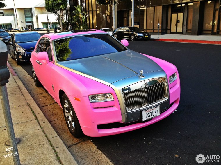 Розовая Ройс Роллс Ройс