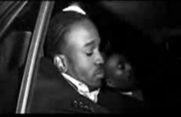 Тупак и девушка инвалид