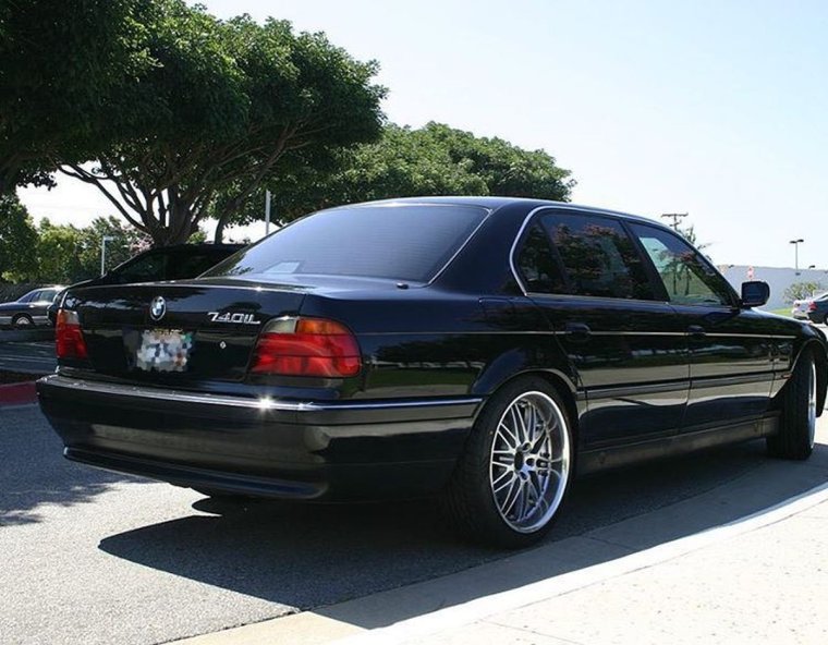 BMW 750il Tupac