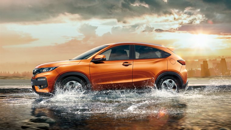 SUV автомобили