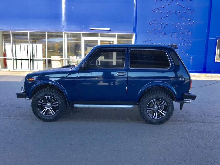 Нива 4х4 синяя