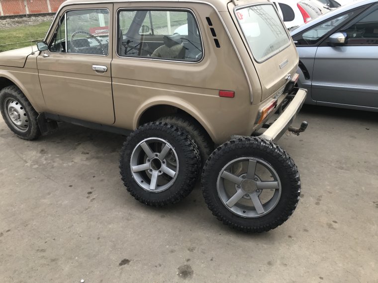 Нортек МТ 540 225/75 r16 на Ниве