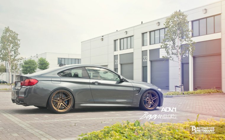 BMW.m5 CS Gold Bronze