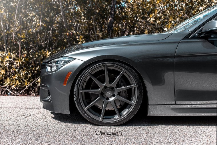 Диски Ган метал БМВ черная f30
