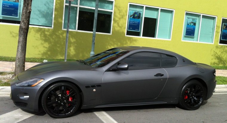 Maserati GRANTURISMO Dark Grey