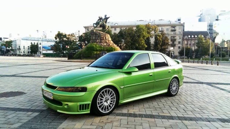 Opel Vectra a зеленый