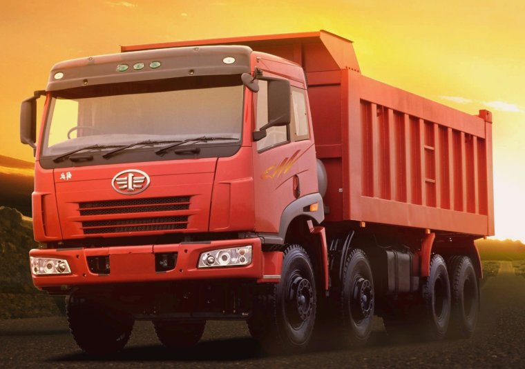 Грузовик самосвал китаец FAW