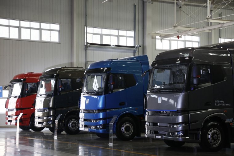 Китайские тягачи 2020