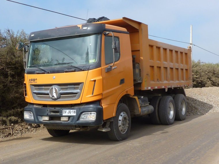 Китайский Мерседес грузовой