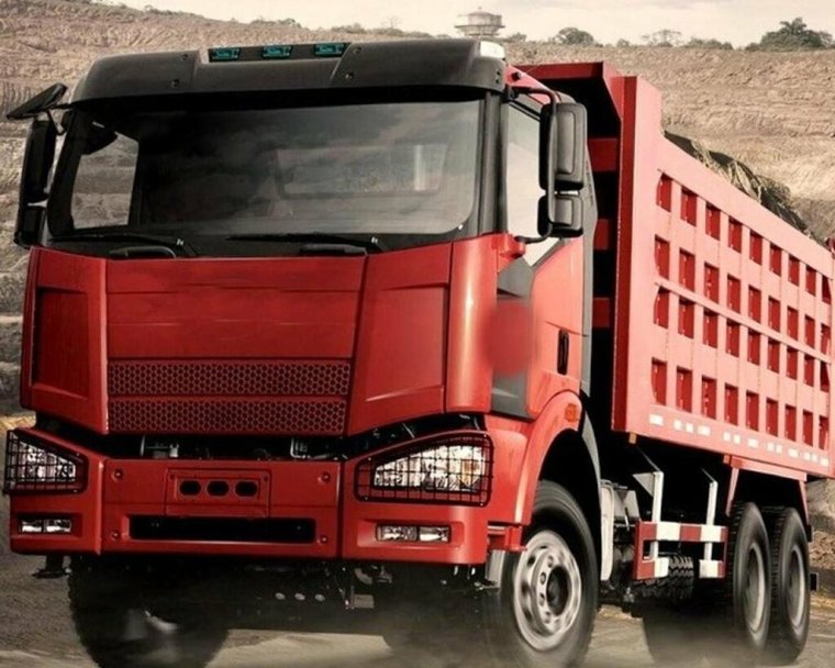 Грузовой самосвал FAW j6