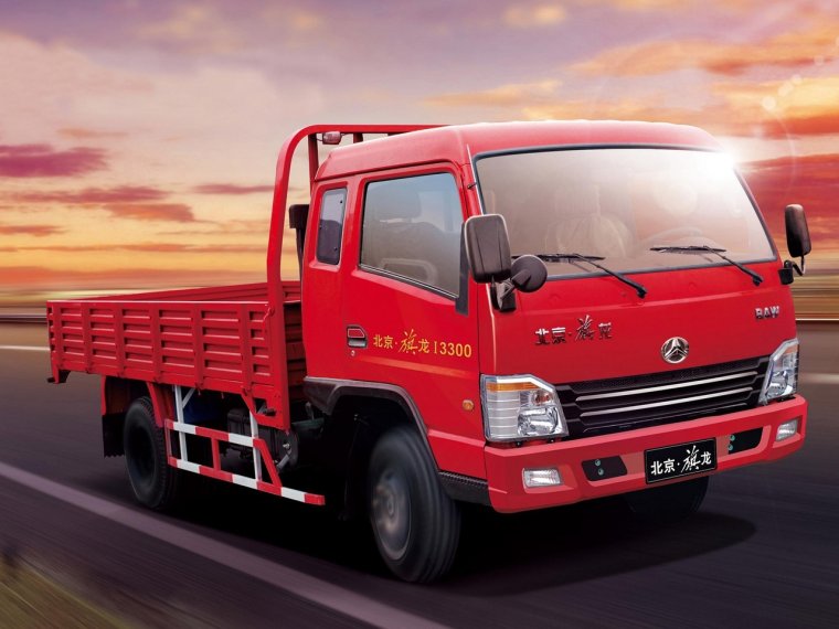 Китайский грузовик Феникс 1044