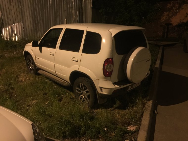 Спойлер Шевроле Нива, Lada Niva, 2123 Ника