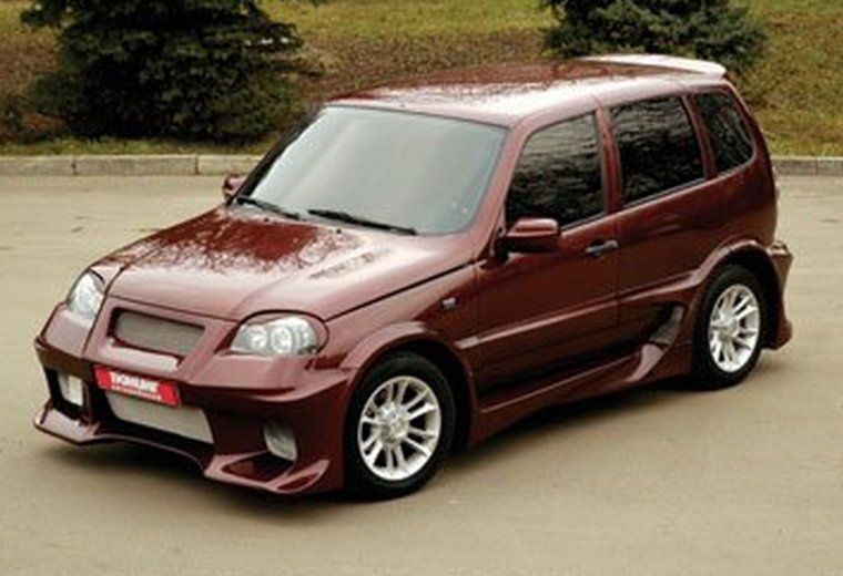 Красивый обвес на Шевроле ниву