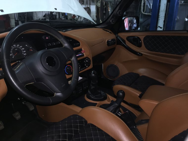 Chevrolet Niva тюнинг салона