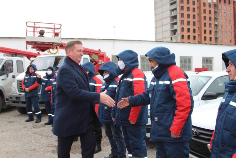 УАЗ профи передвижная мастерская