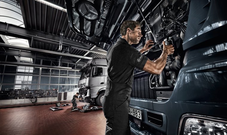 Автомеханик грузового сервиса