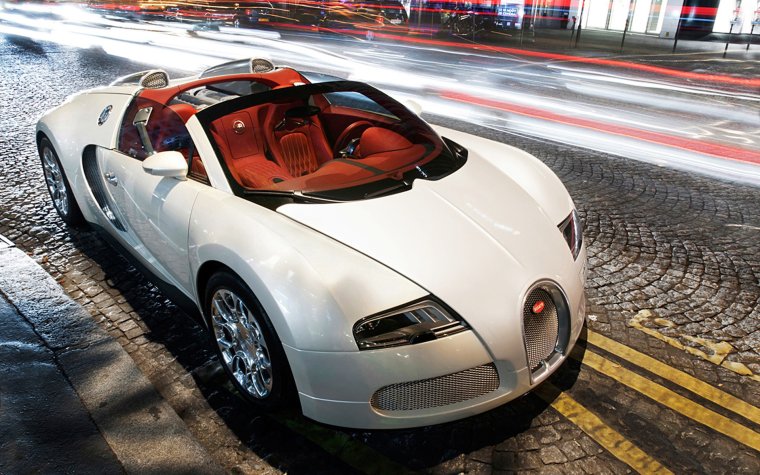 Суперкар Bugatti Veyron