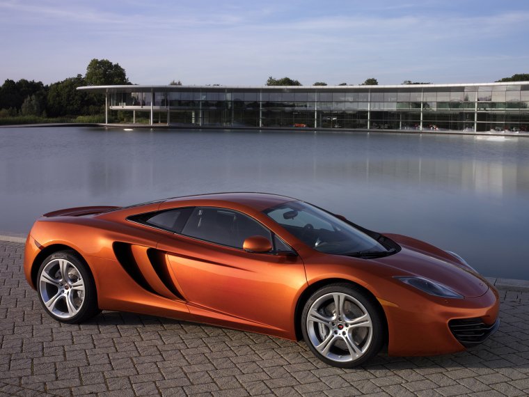 MCLAREN 12c