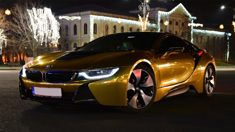 BMW i8 Chrome