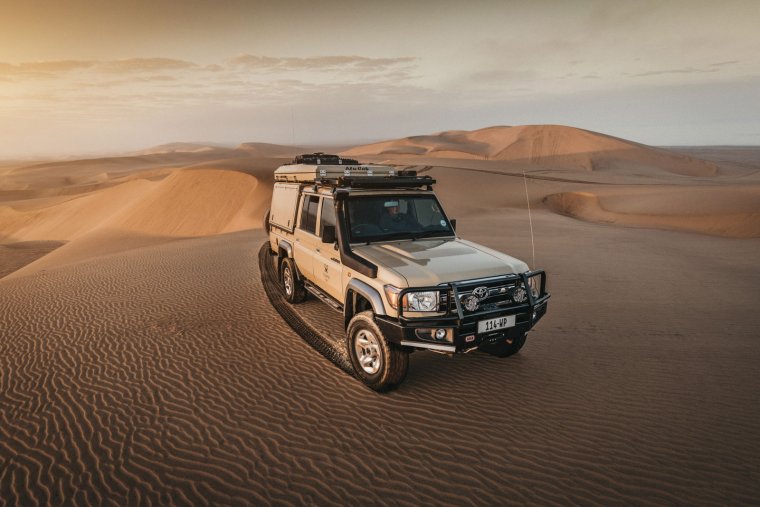 Toyota Land Cruiser Safari