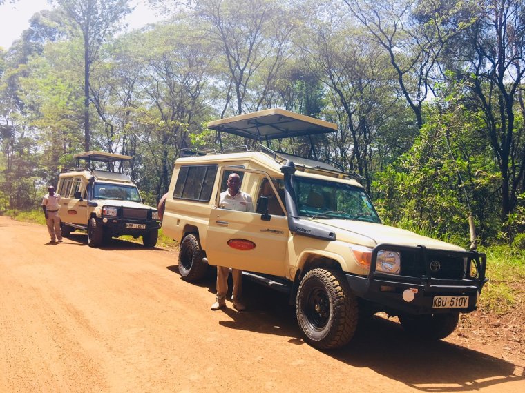 Toyota Land Cruiser Safari Expedition