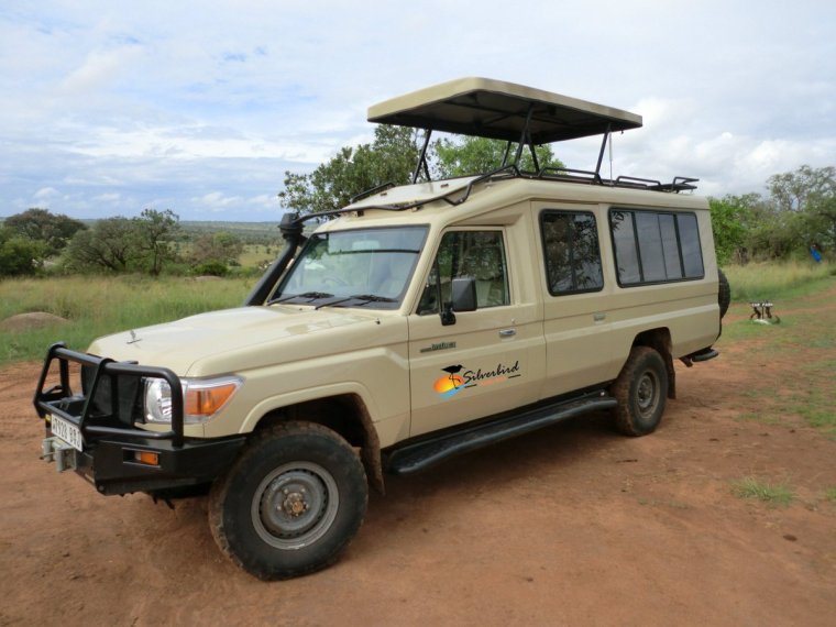 Toyota Land Cruiser Safari Expedition