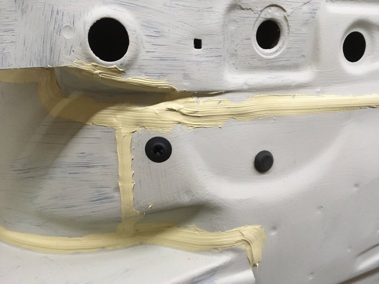 Заводской герметик BMW x6