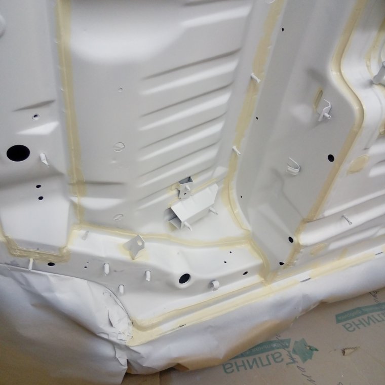 Шовный герметик кузовной заводской