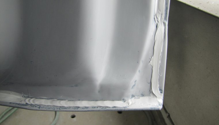 Заводской герметик VW Jetta 6