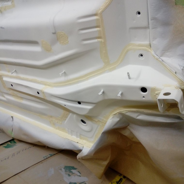 Заводской герметик рамки ВАЗ 2110