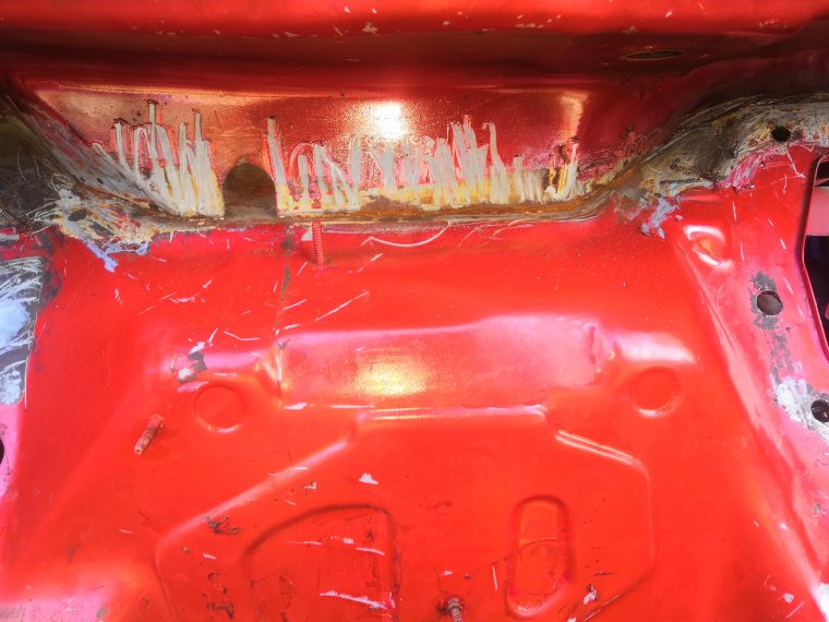 Заводской герметик поло седан