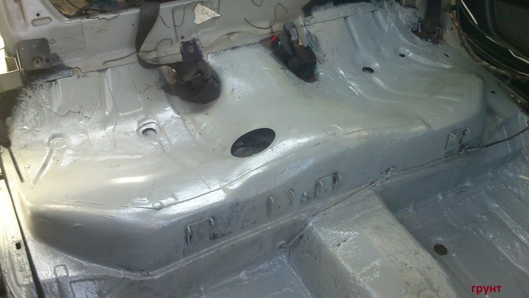 Шовный герметик Приора капот