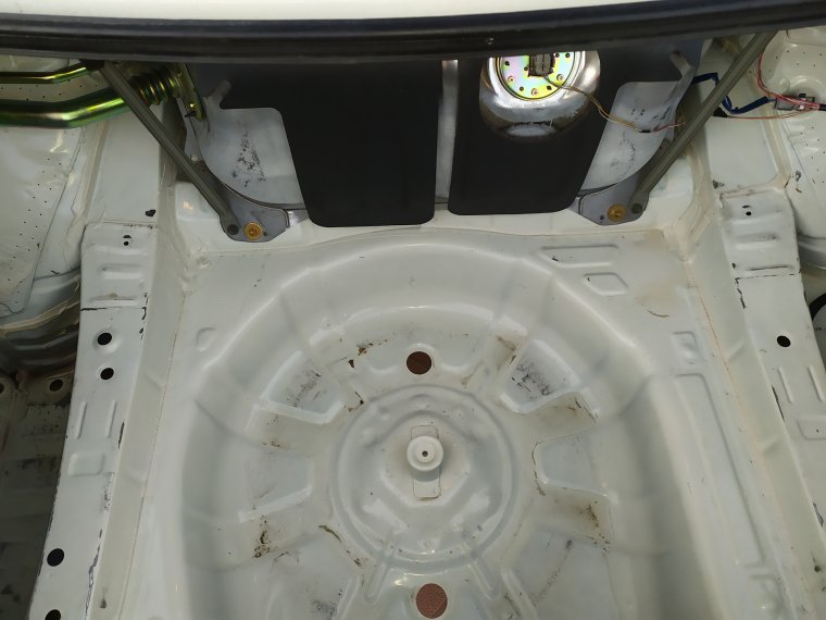 Заводской шов Чайзер 100