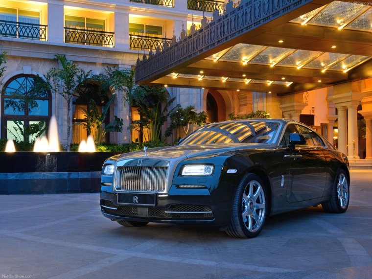 Роллс Ройс в Дубае кабриолет