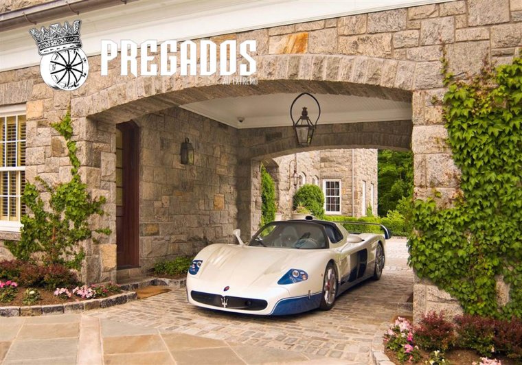 Особняк с машиной