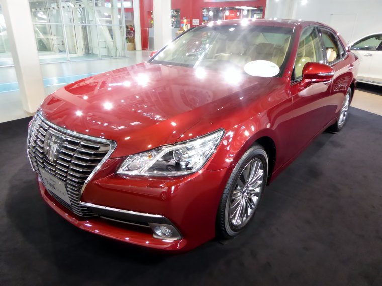 Toyota Crown s210