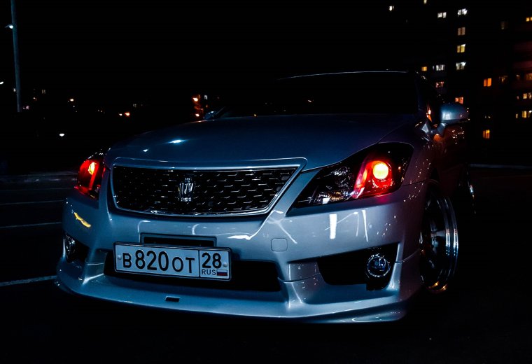 Краун Атлет 200