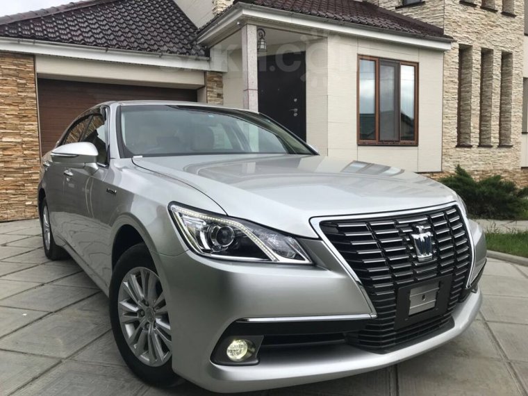 Тойота Краун Маджеста 2014