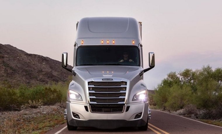 Даймлер Крайслер Мерседес грузовой