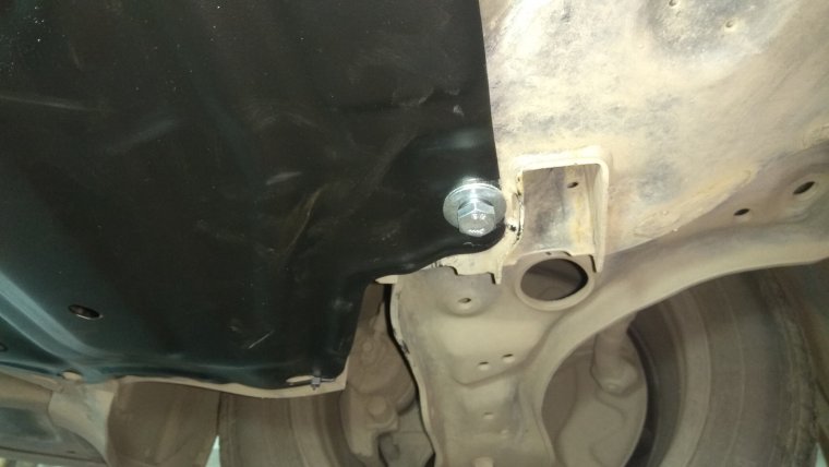 Задние стаканы Шкода Рапид