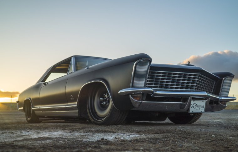 1965 Buick Riviera Black