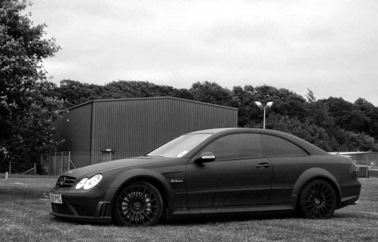 Чёрно матовый Мерседес